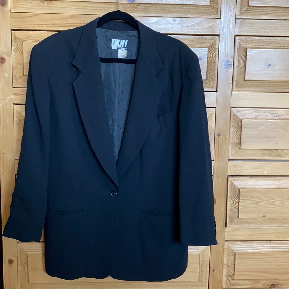 DKNY vintage Blazer with shoulder pads 100% wool